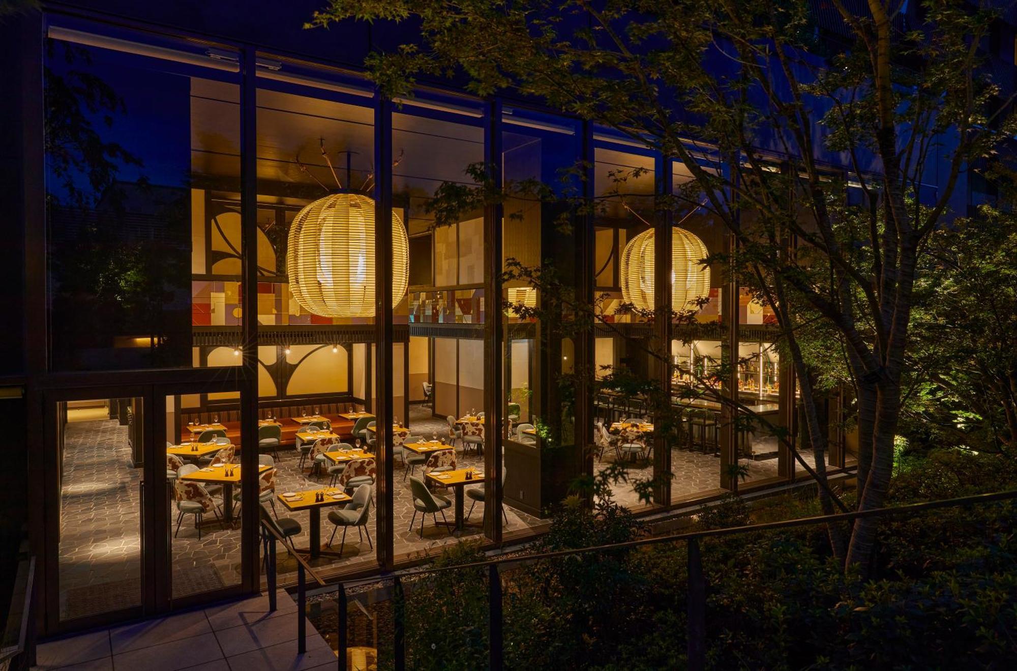 Ace Hotel Kyoto Quioto Exterior foto The restaurant at night